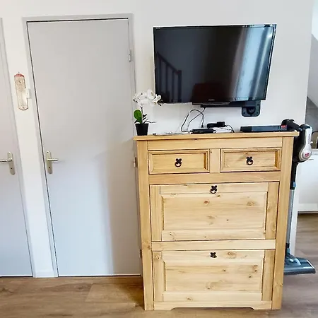 Le Marmandais, T3 Lumineux Duplex, Balcon, Parking, Wifi, Proche Thermes, Ascenseur, 4 Personnes Apartment Bagneres-de-Luchon
