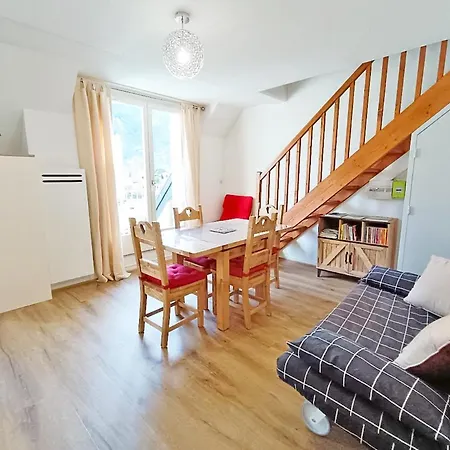 Le Marmandais, T3 Lumineux Duplex, Balcon, Parking, Wifi, Proche Thermes, Ascenseur, 4 Personnes Bagneres-de-Luchon