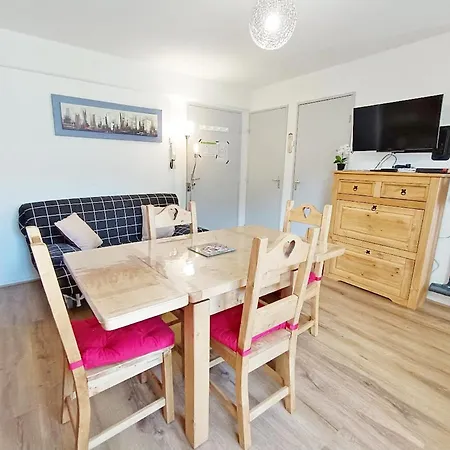 Le Marmandais, T3 Lumineux Duplex, Balcon, Parking, Wifi, Proche Thermes, Ascenseur, 4 Personnes Apartment Bagneres-de-Luchon